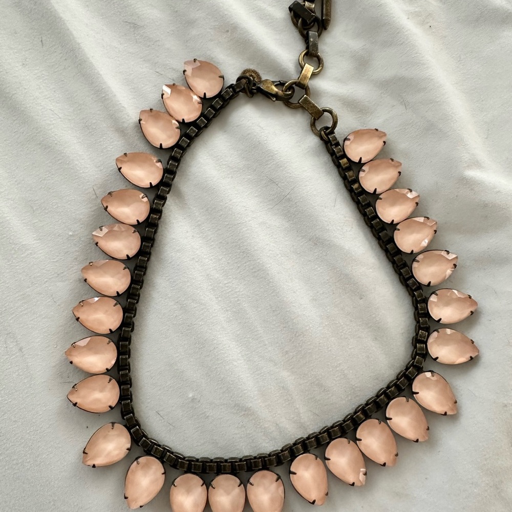Loren Hope light pink necklace